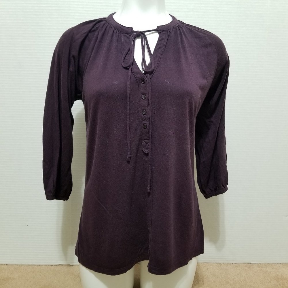 GAP top Small tie neck keyhole henley 3/4 sleeve solid color